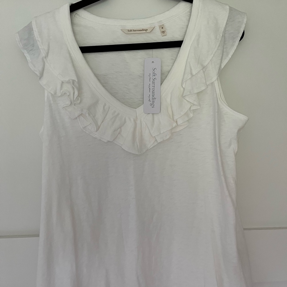 NWT Soft Surroundings Cream Ruffled Tank Top